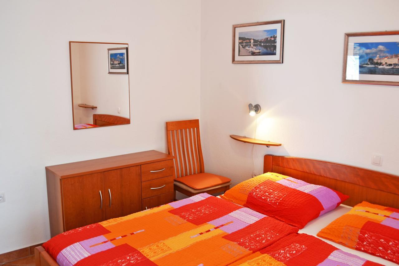 Apartments Milka Vodice Esterno foto