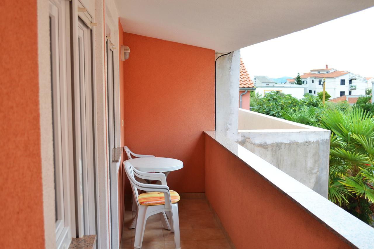 Apartments Milka Vodice Esterno foto