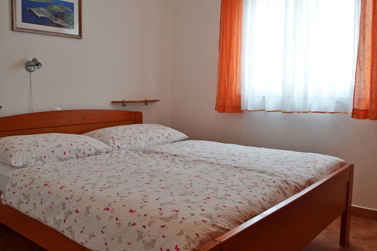 Apartments Milka Vodice Esterno foto